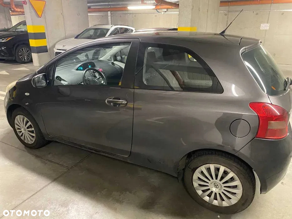 Toyota Yaris 1.0 Luna - 7