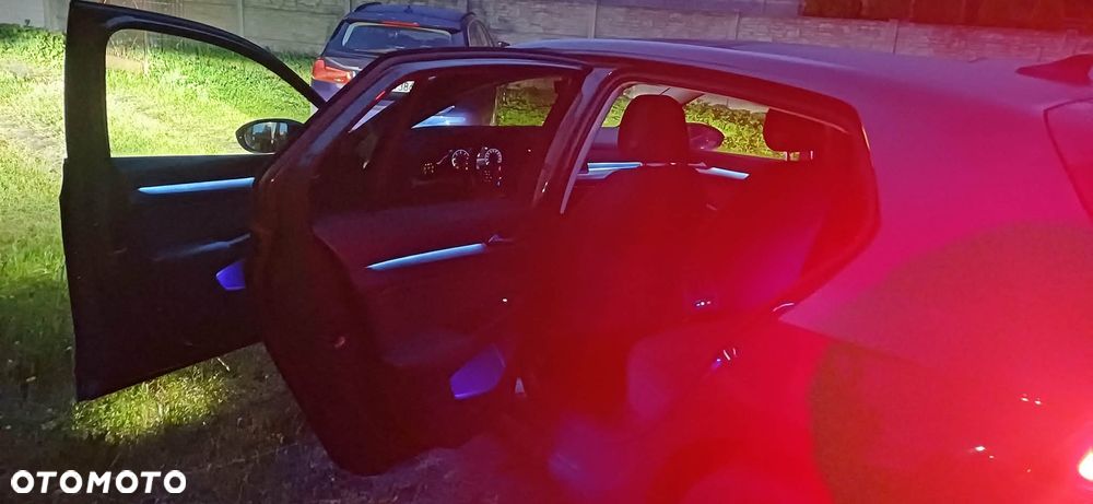 Volkswagen Golf 2.0 TDI Style - 11