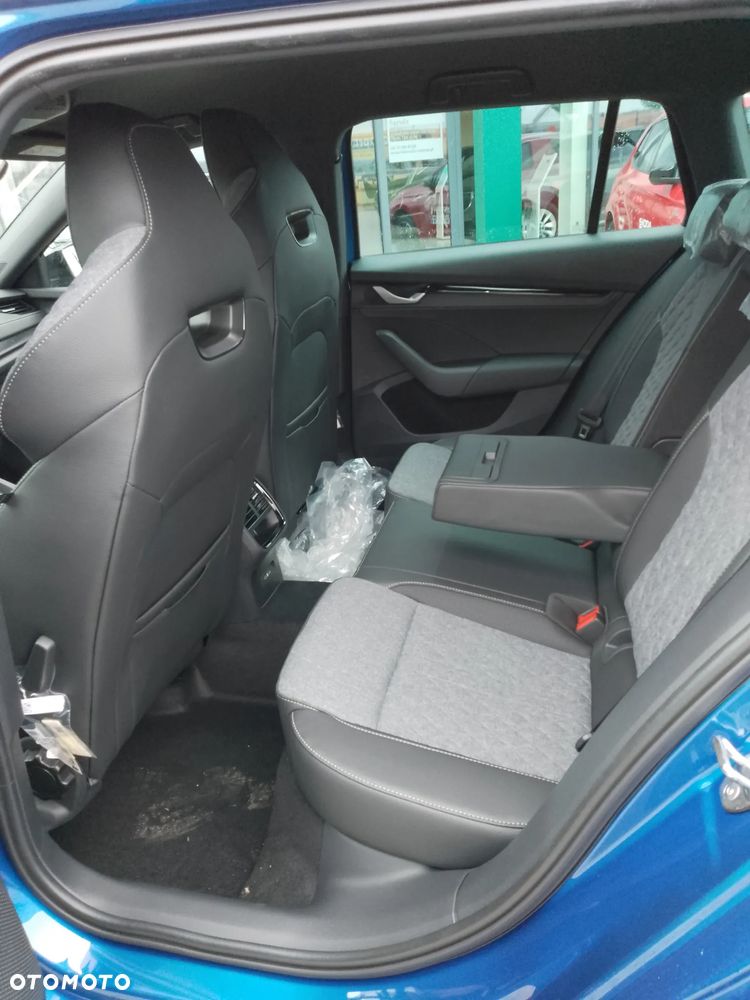 Skoda Octavia 2.0 TDI Sportline DSG - 8