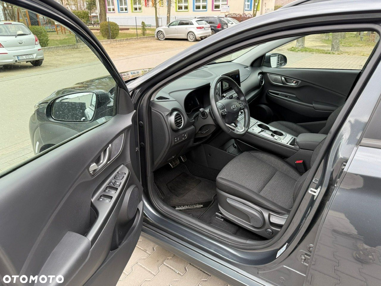 Hyundai Kona Electric 39kWh Premium - 11