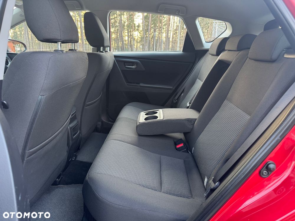 Toyota Auris - 20