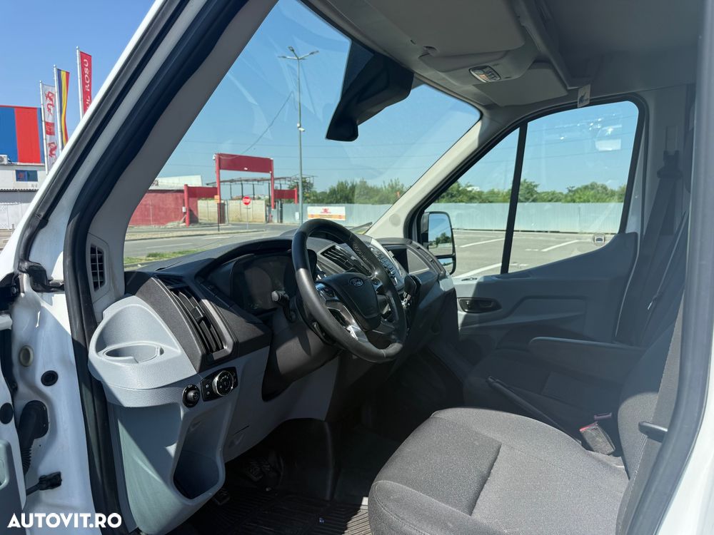 Ford Transit - 24