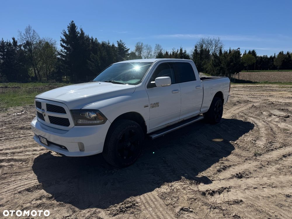 Dodge RAM 5.7 4x4 - 1