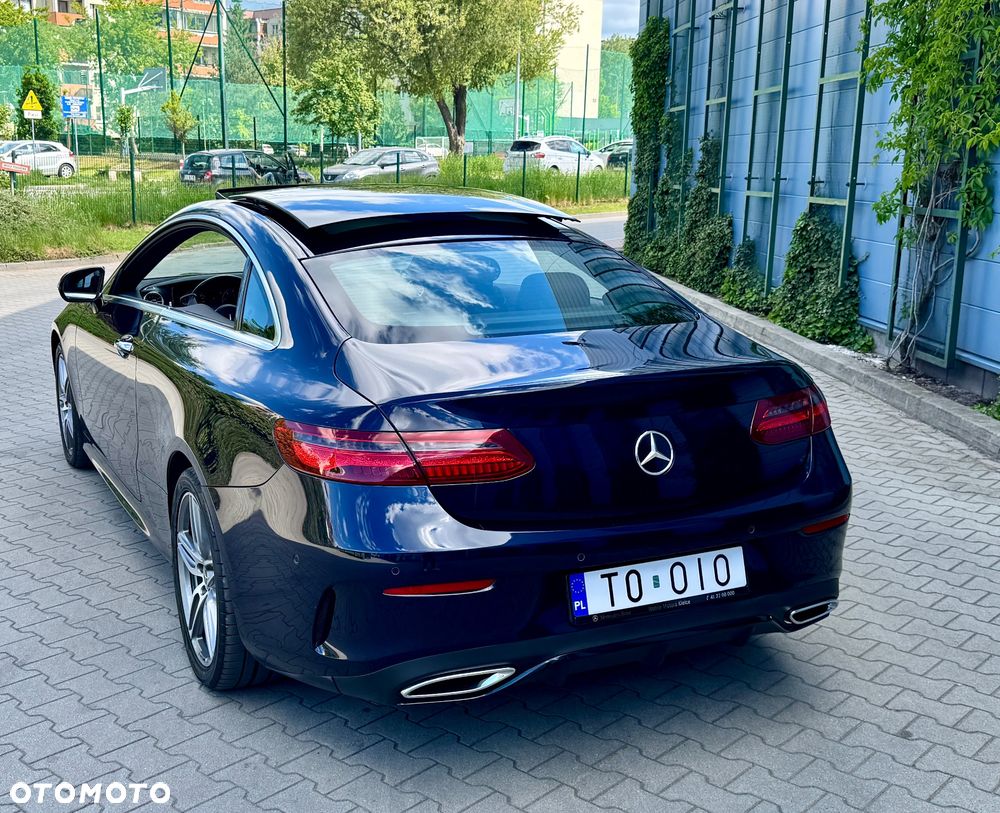 Mercedes-Benz Klasa E - 22
