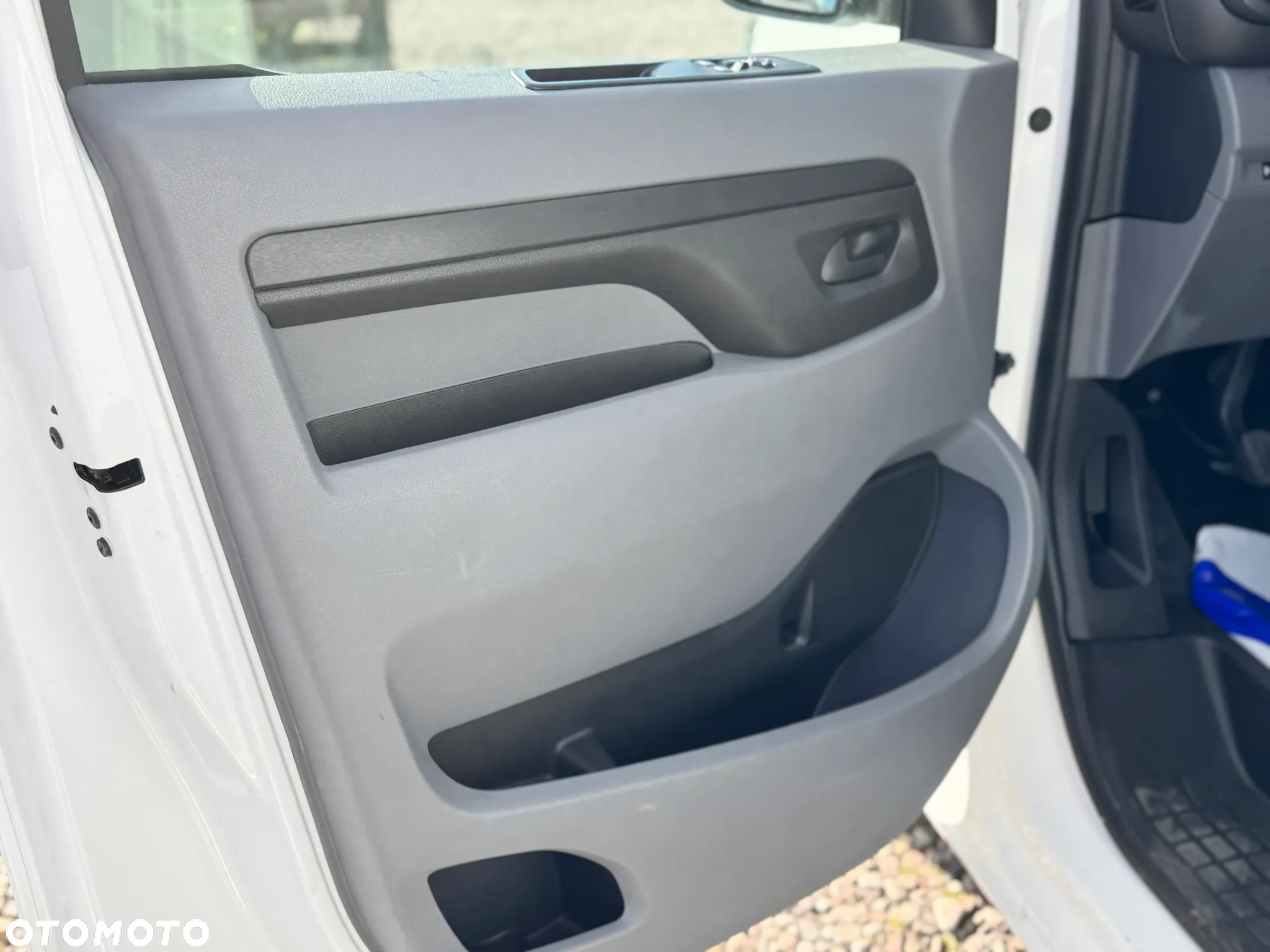 Opel Vivaro - 13