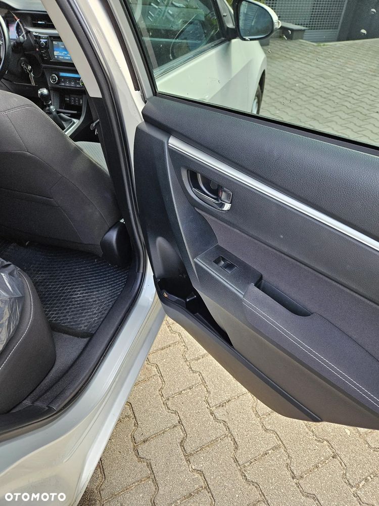 Toyota Corolla 1.6 Prestige - 10