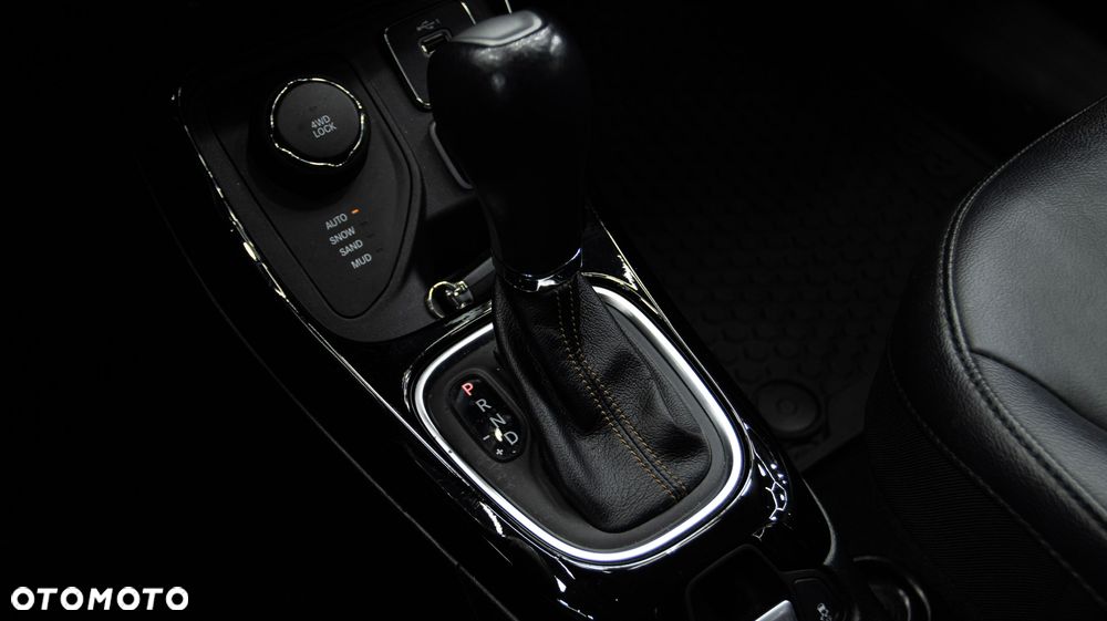 Jeep Compass 1.4 TMair Limited 4WD S&S - 22