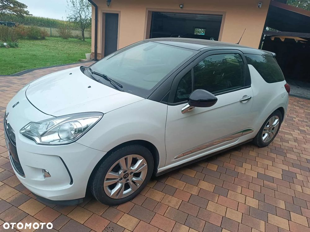 Citroën DS3 1.6 VTi SoChic - 2