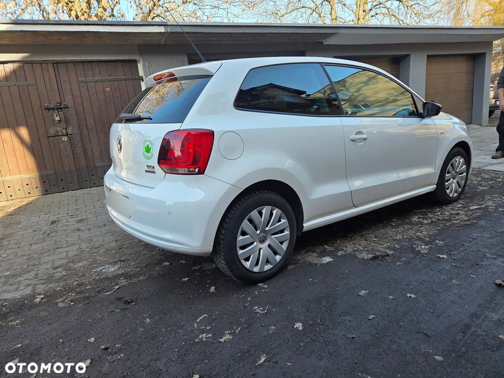 Volkswagen Polo 1.6 TDI DPF BlueMot Comfortline - 22