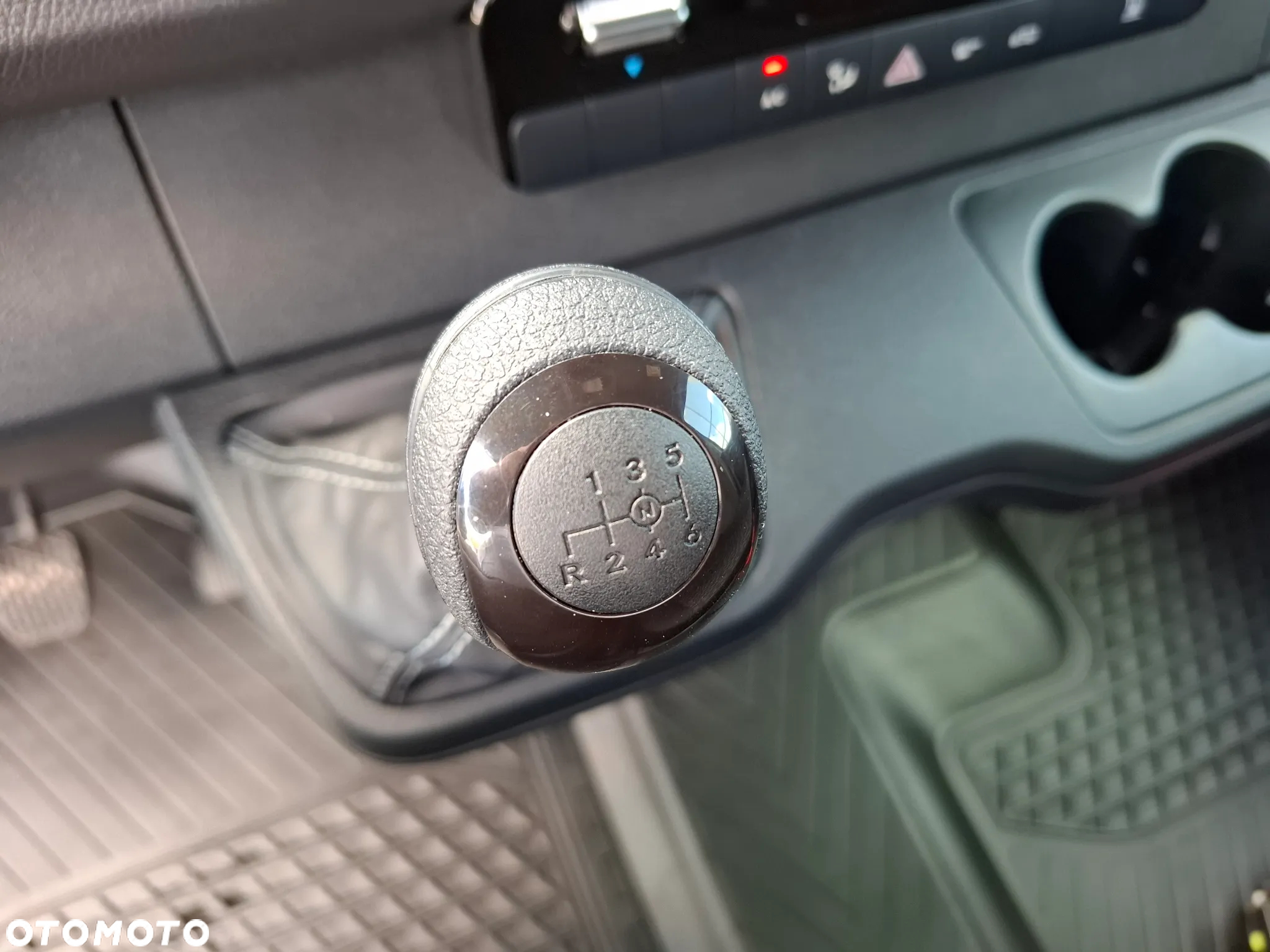 Mercedes-Benz Sprinter 315 CDI Furgon 3665 mm L2H1 - 29