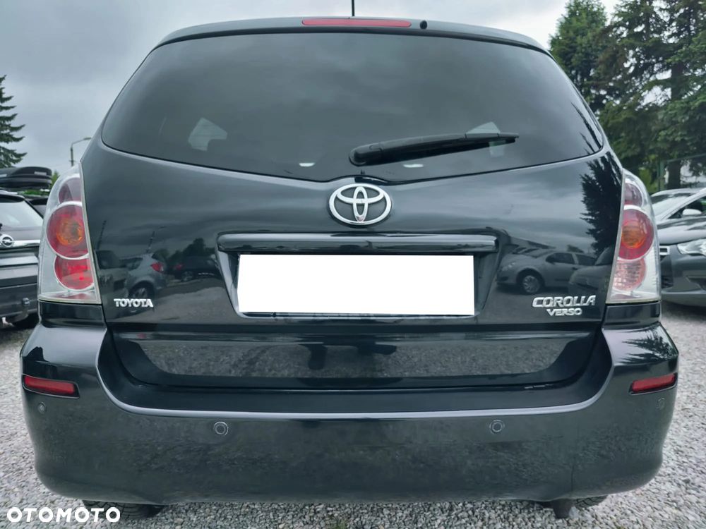 Toyota Corolla Verso - 23