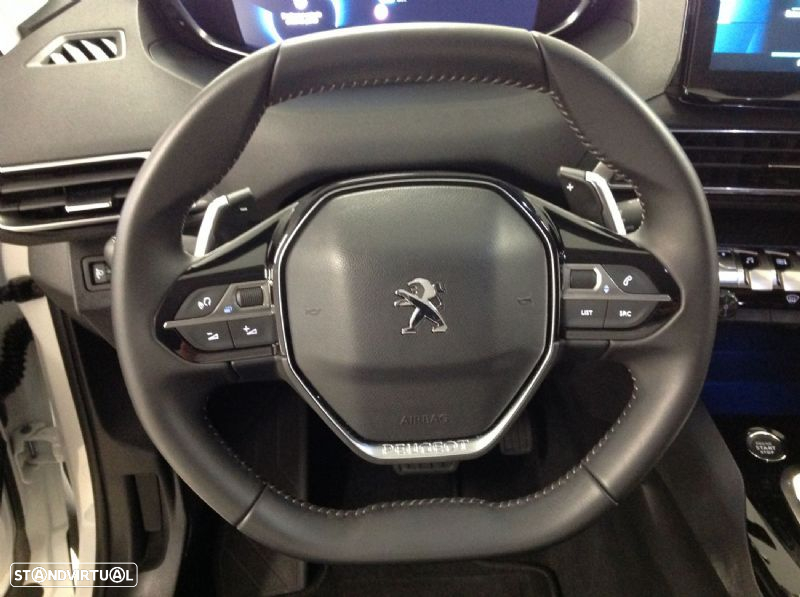 Peugeot 3008 1.6 Hybrid Allure Pack e-EAT8 - 50