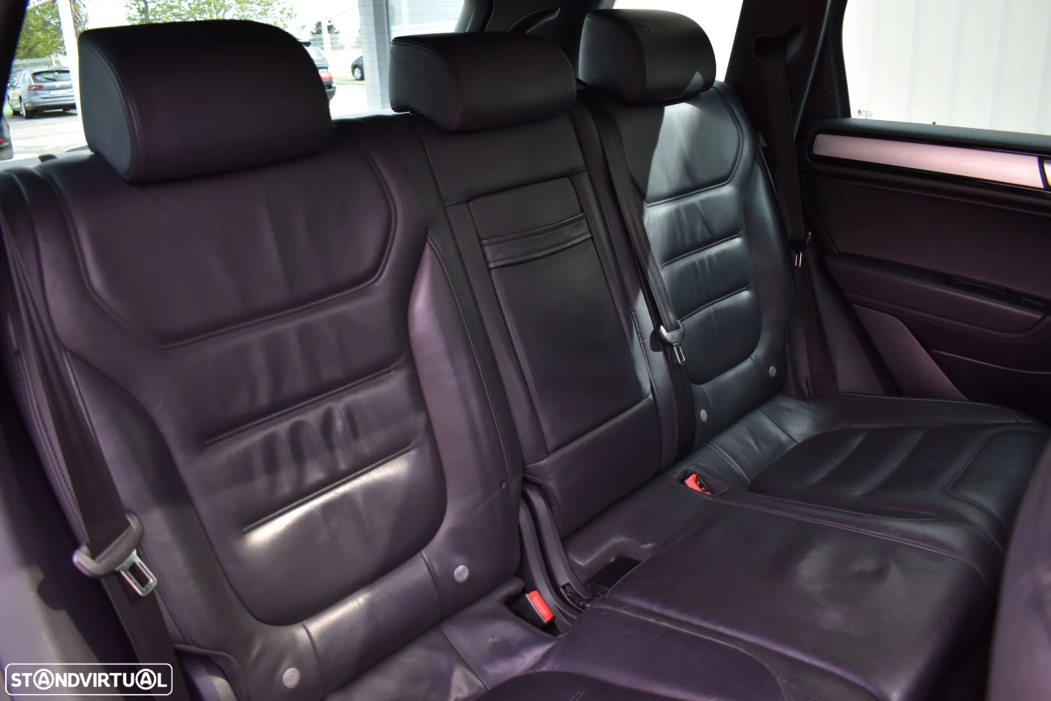 VW Touareg 3.0 TSI Hibrido - 17