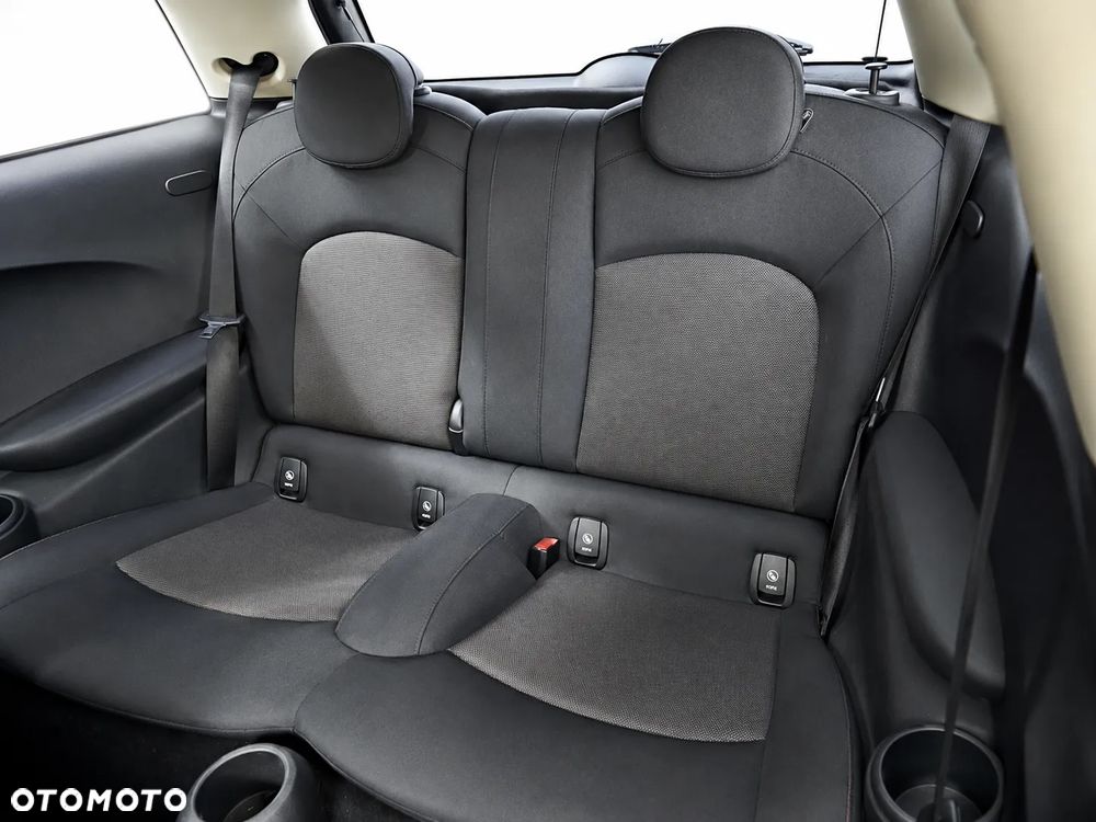 MINI ONE Standard - 8