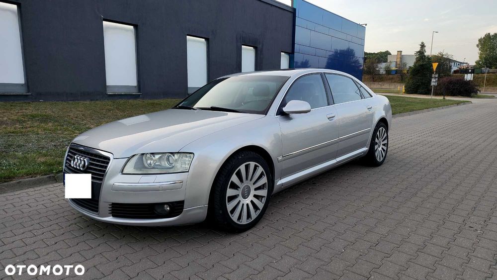 Audi A8 - 2