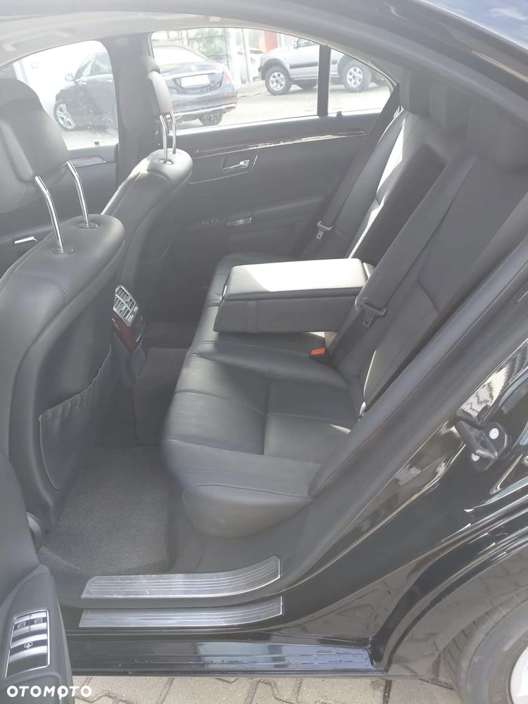 Mercedes-Benz Klasa S 500 4-Matic - 17