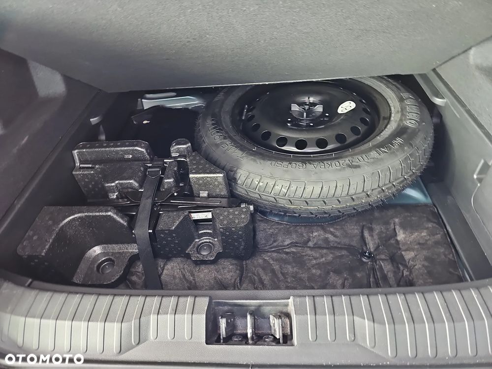 Renault Arkana 1.6 E-TECH Intens MMT - 23