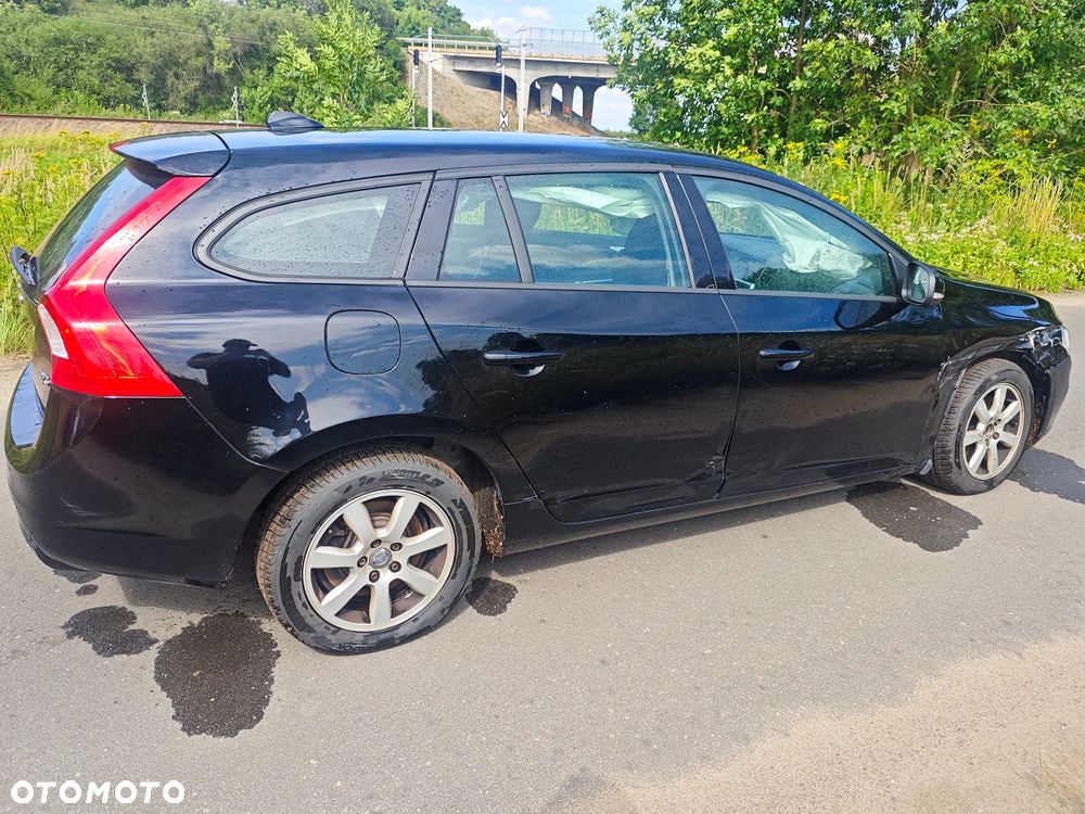 Volvo V60 D3 Drive-E Kinetic - 5