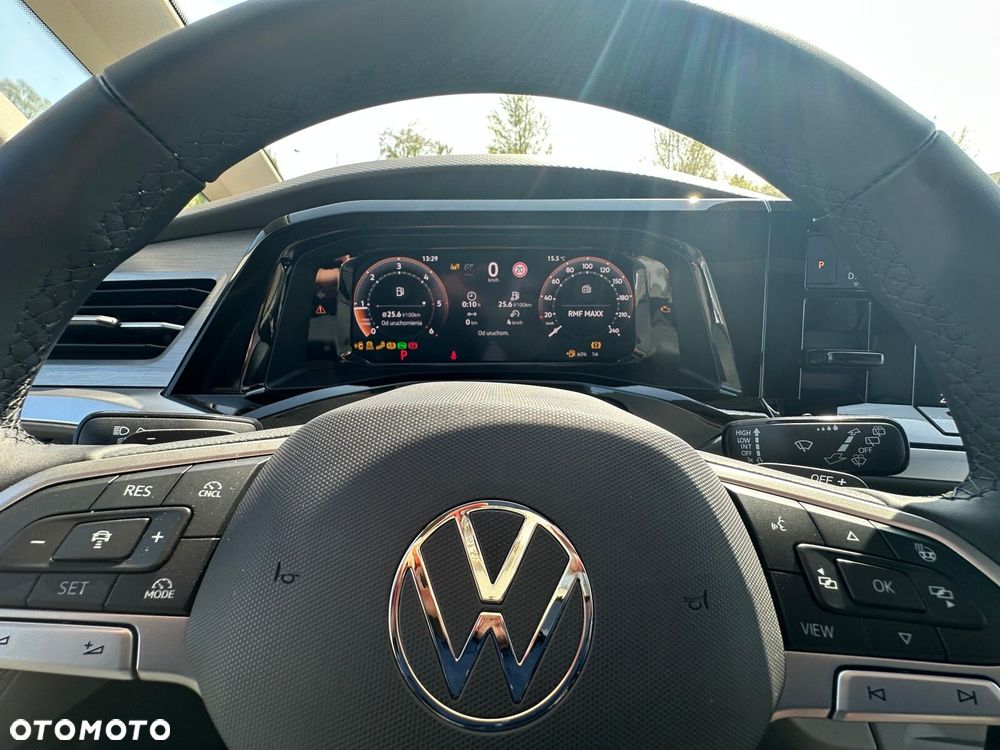 Volkswagen multivan Nowy Multivan L1 2.0 TDI 150 KM DSG 7 biegowa FWD - 17