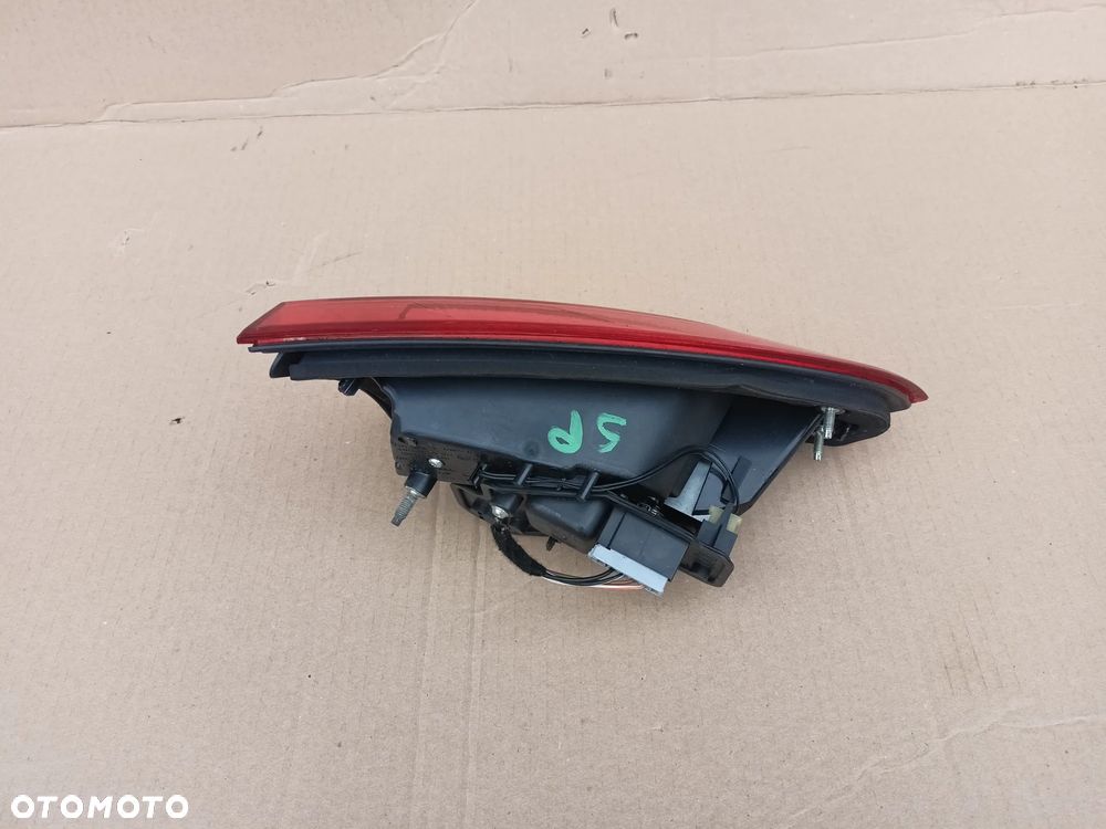 Lampa Prawa Prawy  Tył w klapę Bagażnika  FORD S-MAX MK1 LIFT - 6