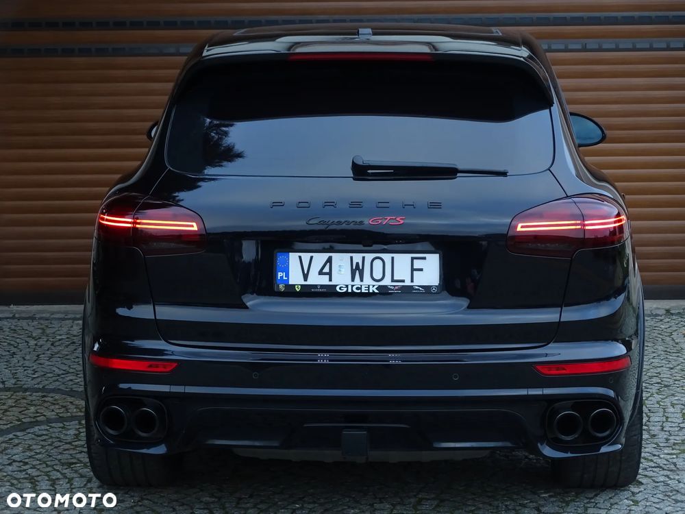 Porsche Cayenne GTS - 27