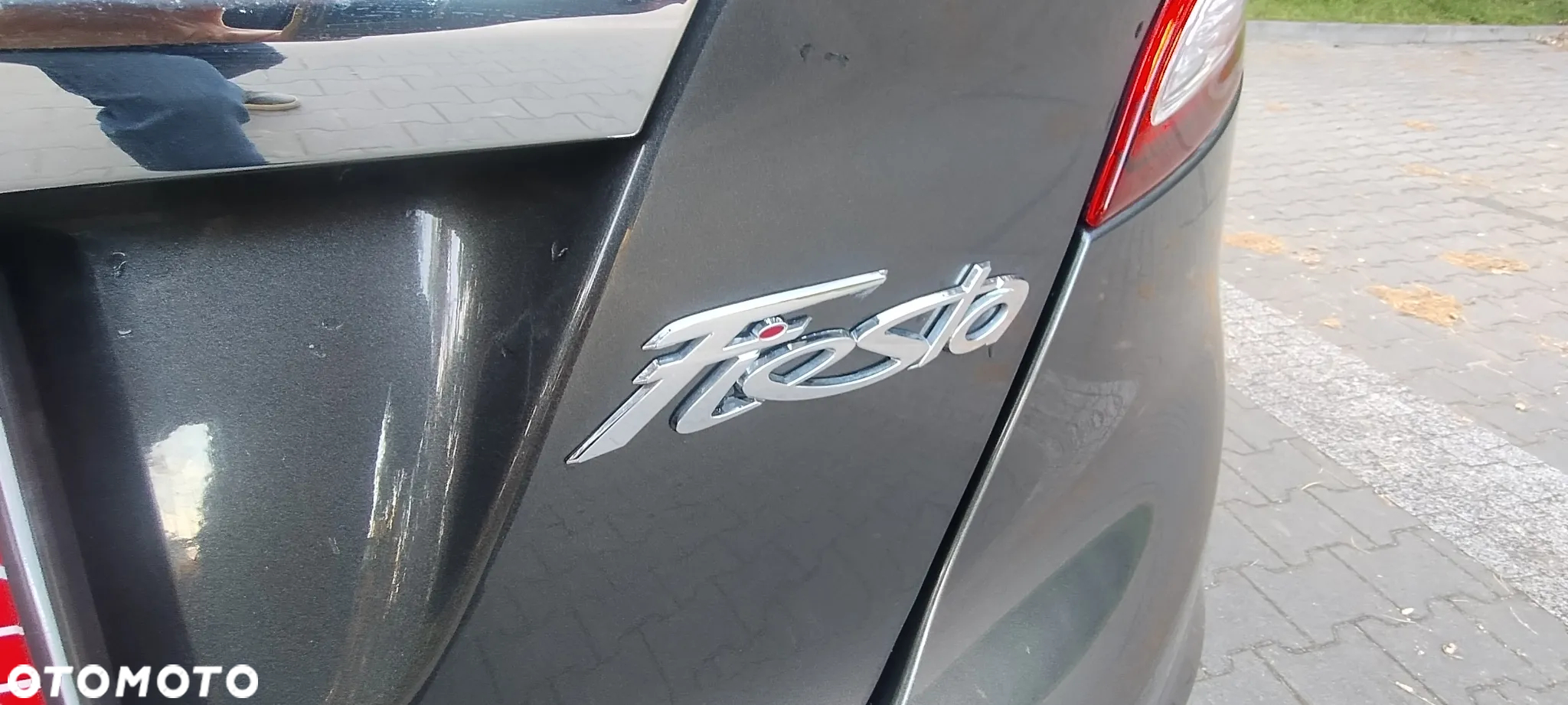 Ford Fiesta 1.0 EcoBoost Start-Stop Titanium - 12