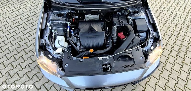 Mitsubishi Lancer 1.6 Invite - 33