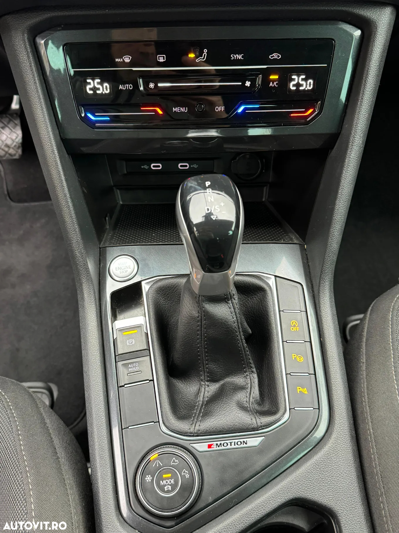 Volkswagen Tiguan 2.0 TDI SCR 4MOTION DSG Elegance - 16