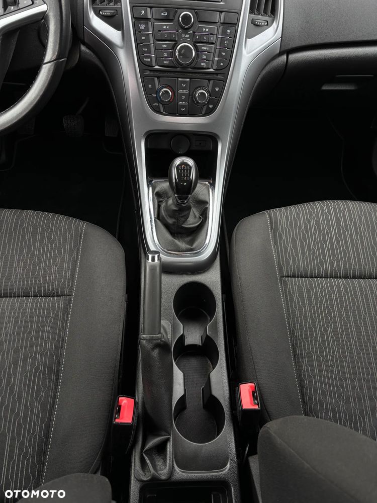 Opel Astra 1.4 T EU6 - 15