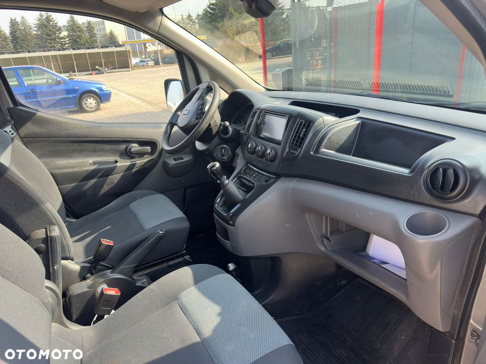 Nissan NV200 - 13