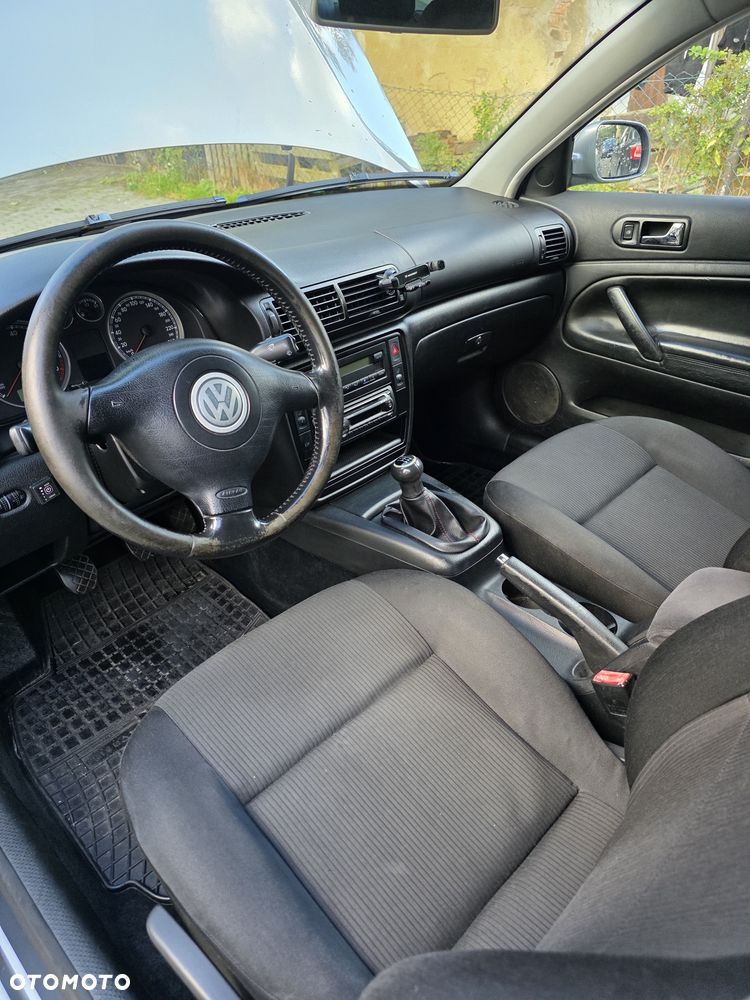 Volkswagen Passat 2002 photo 4