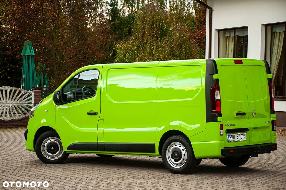 Opel Vivaro - 19