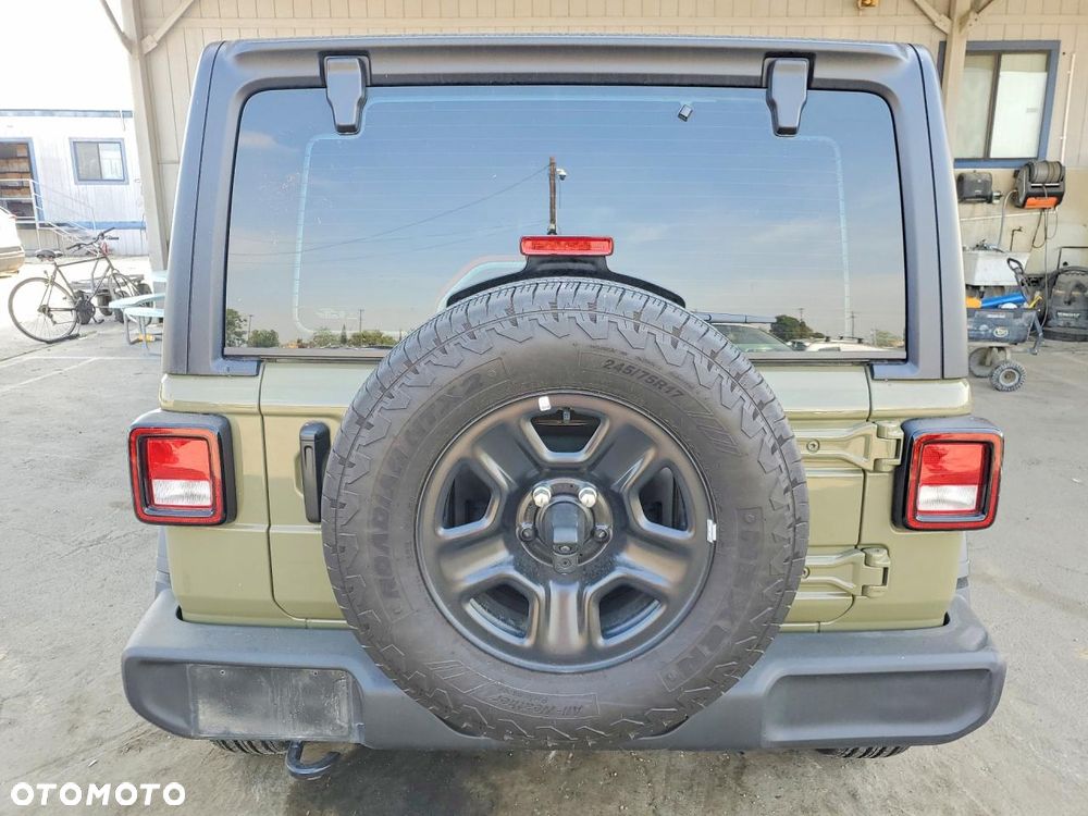 Jeep Wrangler Unlimited GME 2.0 Turbo Sahara - 7