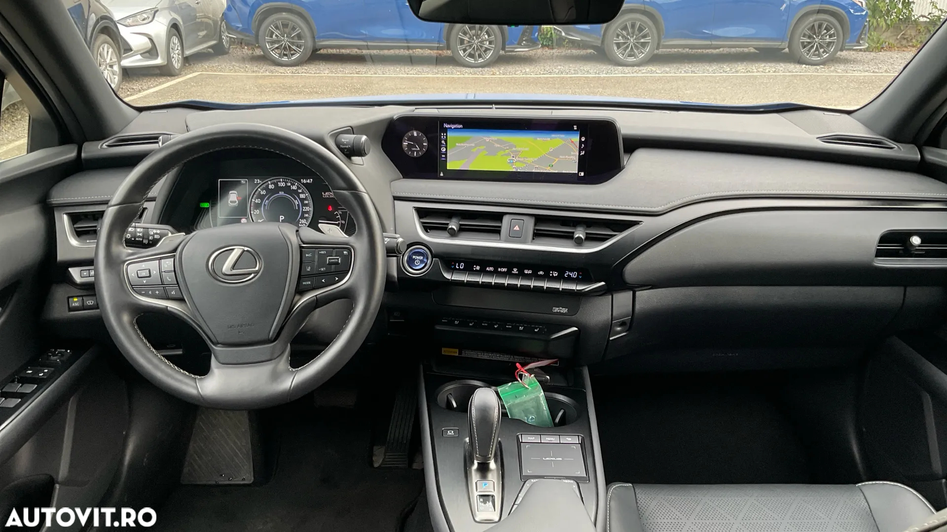 Lexus UX 300e Luxury - 31