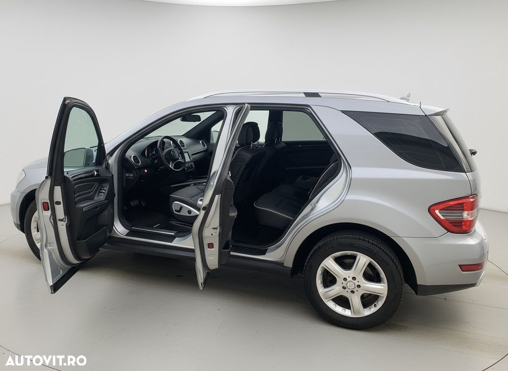 Mercedes-Benz ML 350 CDI 4Matic 7G-TRONIC DPF Grand Edition - 4