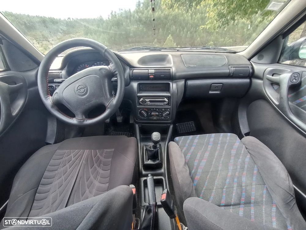 Opel Astra Caravan 1.7 TD Sport - 3