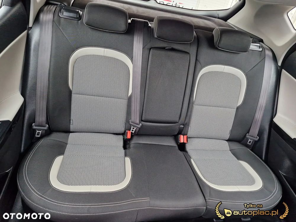 Kia Ceed 1.4 L Business Line - 22