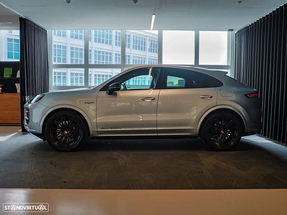 Porsche Cayenne Coupé E-Hybrid Black Edition - 9