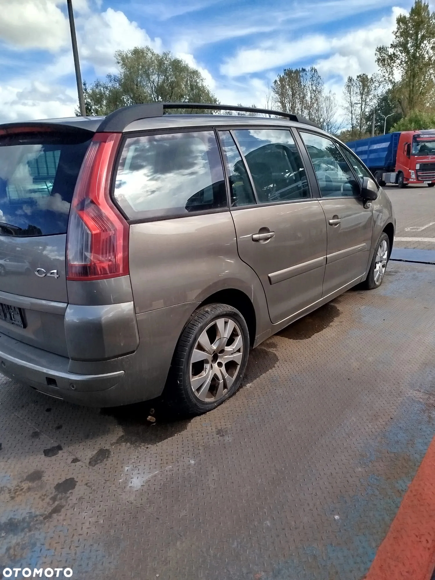 Citroen C4 Picasso na części . - 12