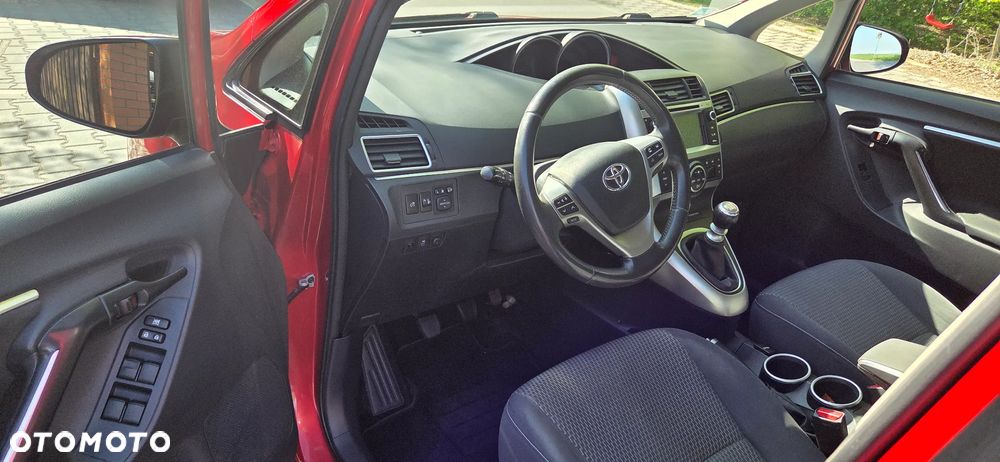Toyota Verso 1.8 Premium 7os - 10