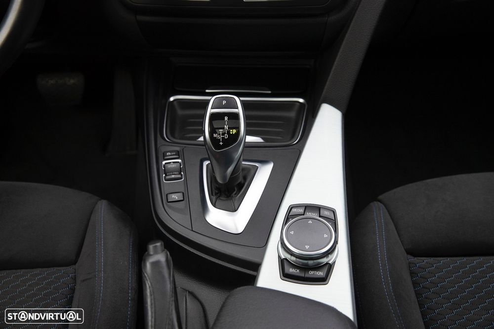 BMW 320 Gran Turismo d Auto Pack M - 40