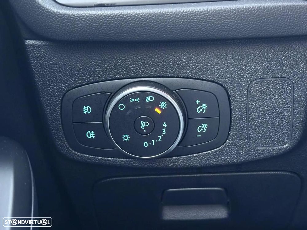 Ford Focus SW 1.0 EcoBoost ST-Line - 35