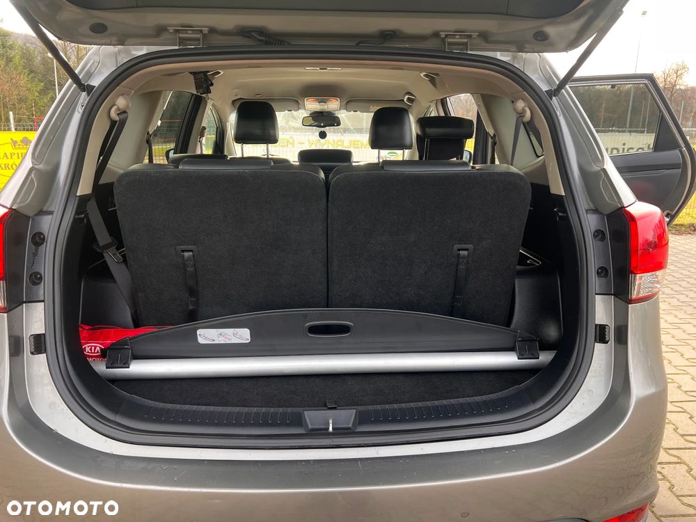 Kia Carens 1.7 CRDi Spirit - 13