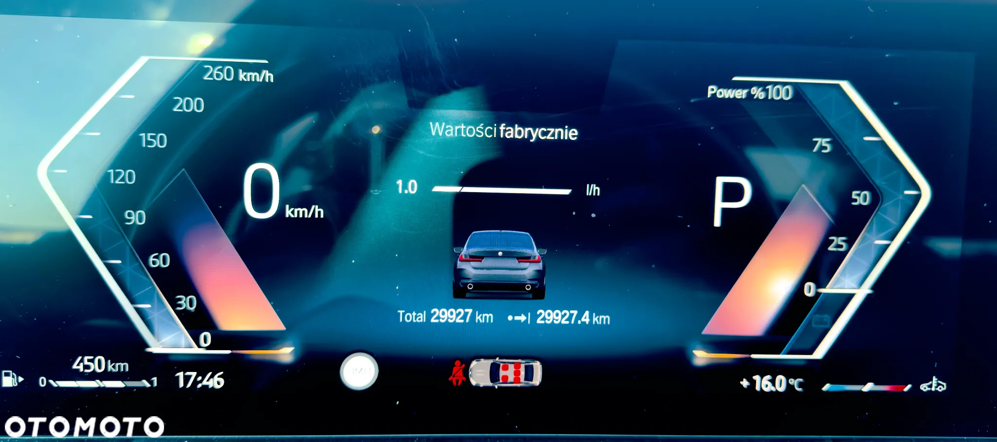 BMW Seria 3 330i xDrive - 16