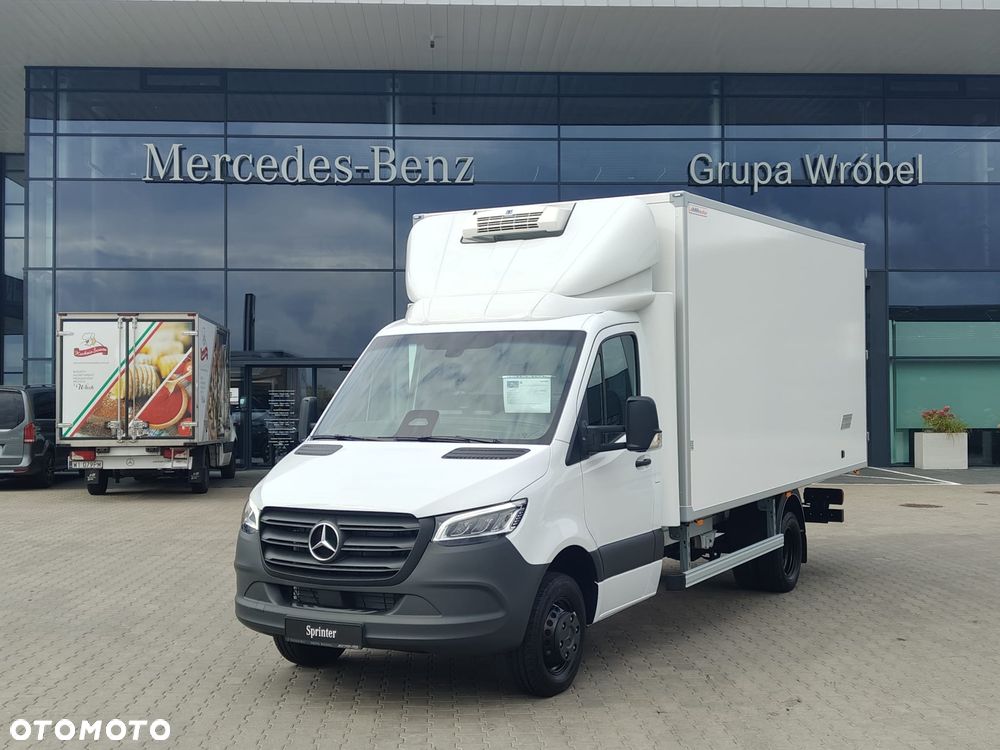 Mercedes-Benz Sprinter - 1