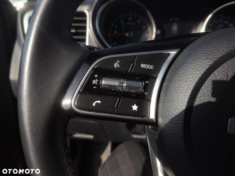 Kia Ceed 1.5 T-GDI M - 17