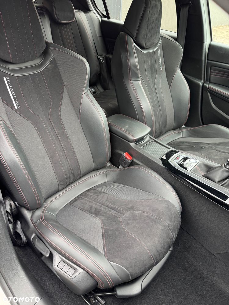 Peugeot 308 PureTech 263 Stop & Start GTi by Sport - 13