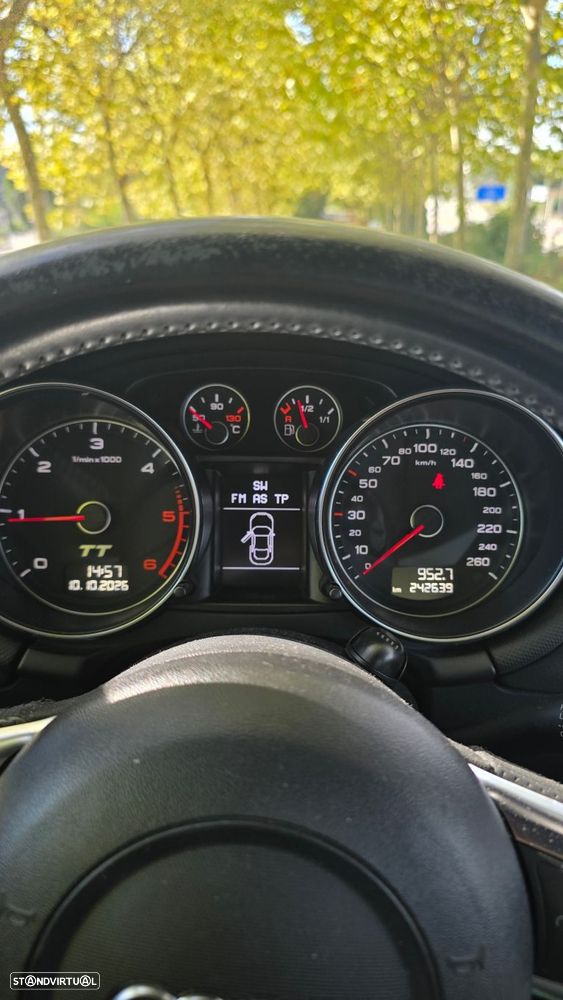 Audi TT Coupé 2.0 TDI quattro - 11