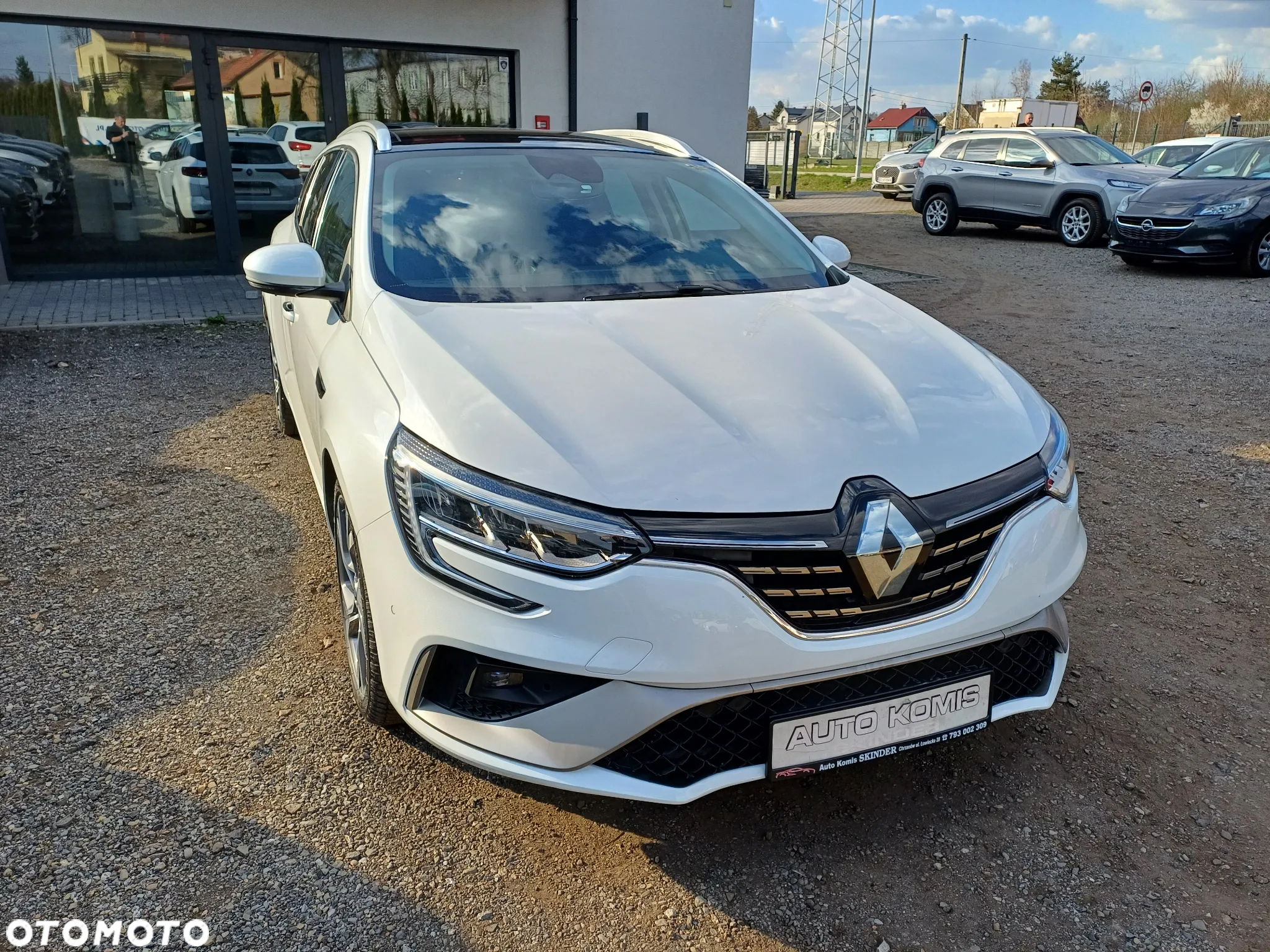 Renault Megane Grandtour E-TECH Plug-in 160 R.S LINE - 8