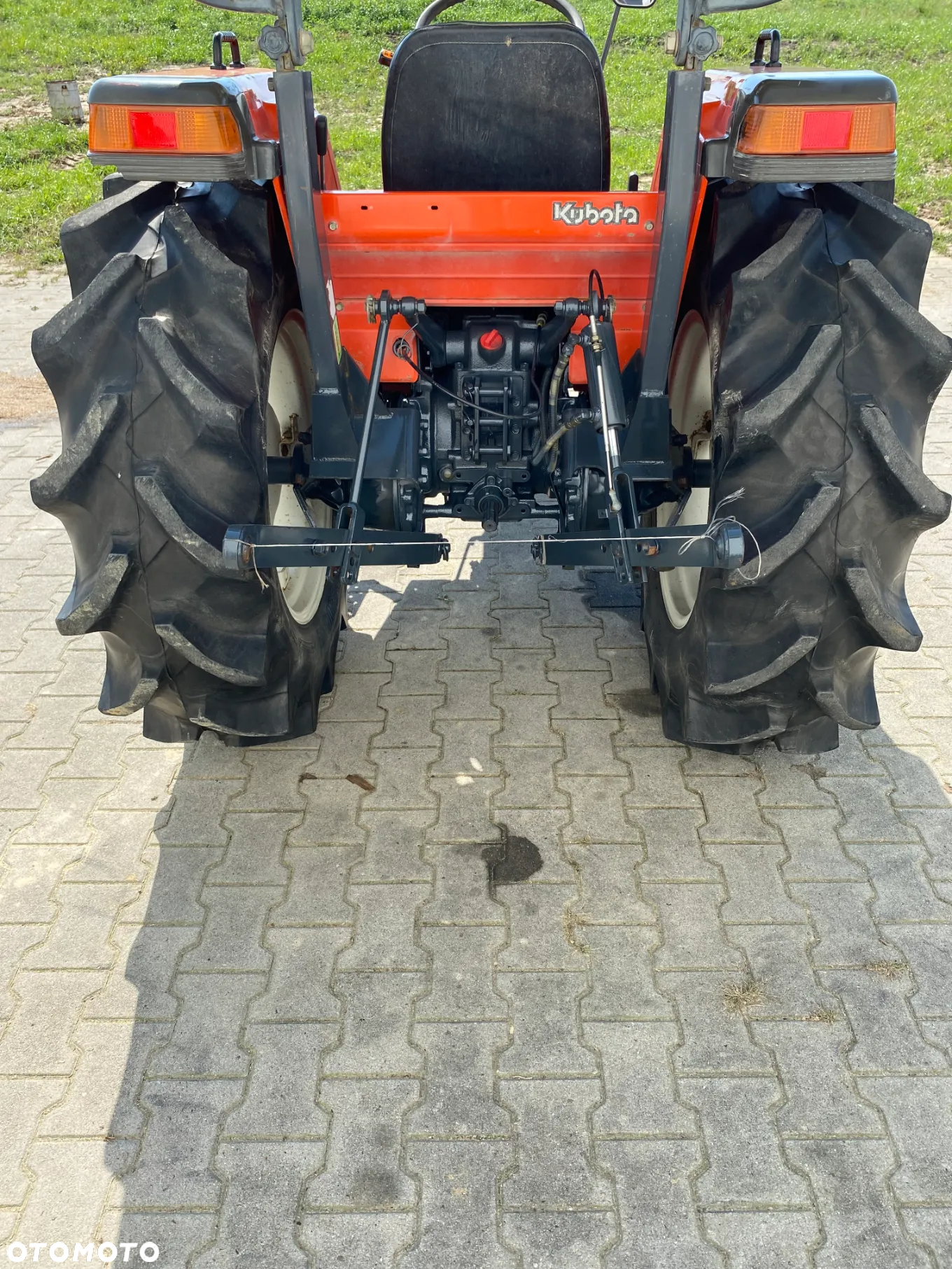 Kubota GL320 - 6